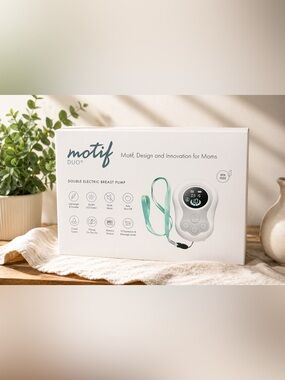 Motif Duo Double Electric Breast Pump - White with Mint Accents